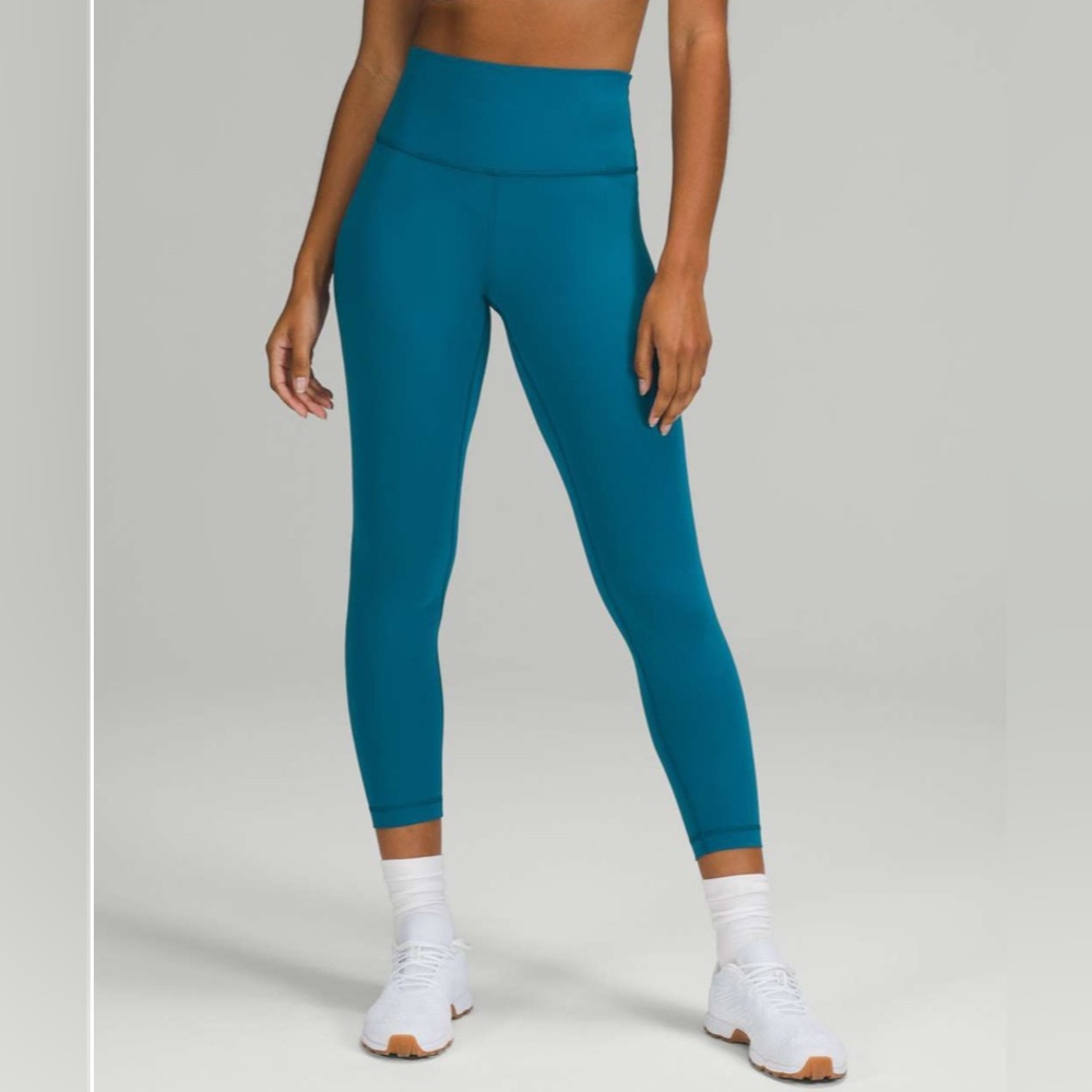 Lululemon Wunder Train High Rise Leggings 25" size 8 color capri